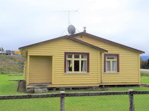 7 Atarau Road, Ikamatua