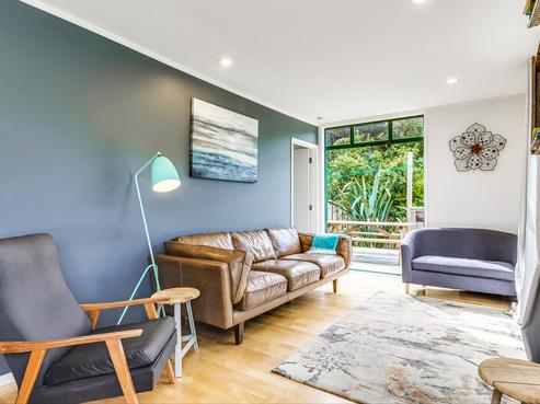 17 Kennedy Road, Surfdale