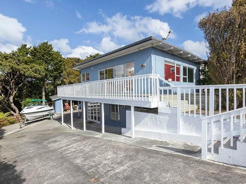 62 Mera Road, Algies Bay