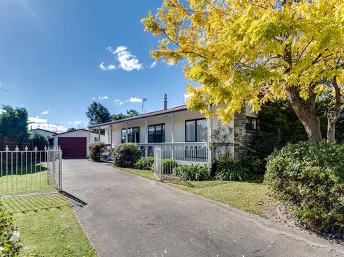 18 Whiting Crescent, Greenmeadows
