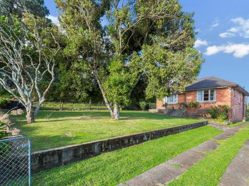 28 Hayr Road, Three Kings