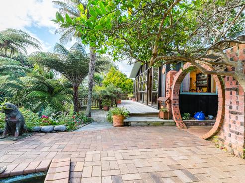 8 Hartley Terrace, Massey