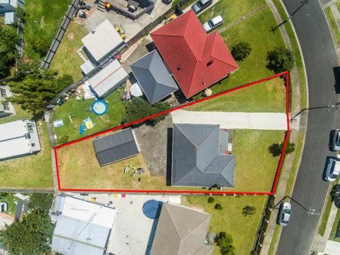 26 Antrim Crescent, Otara