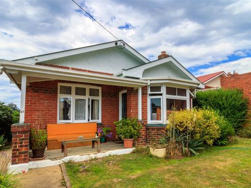27 Nottingham Crescent, Calton Hill