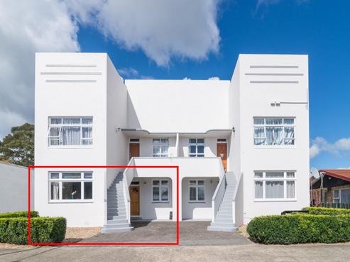 2/2 Grey Street, Glenholme