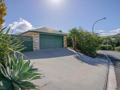 20 Hibiscus Avenue, Cable Bay