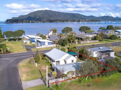 2 Hapenui Road, Tairua