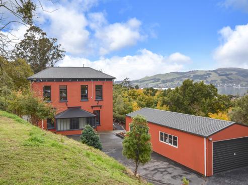 16 Ascog Road, Ravensbourne