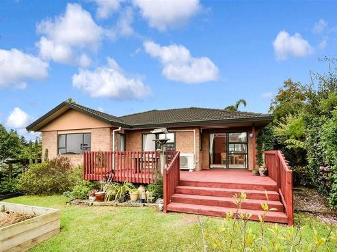 12 Patsy O'Hara Place, Swanson