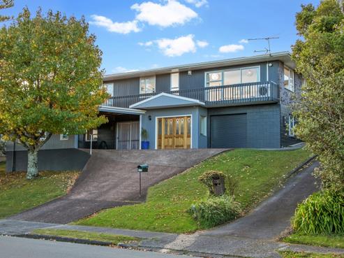 203 Glamorgan Drive, Torbay