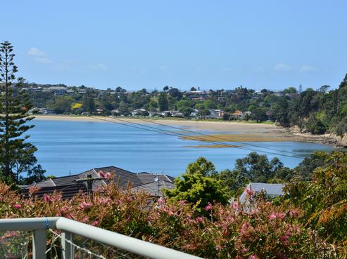 54 Swann Beach Road, Stanmore Bay