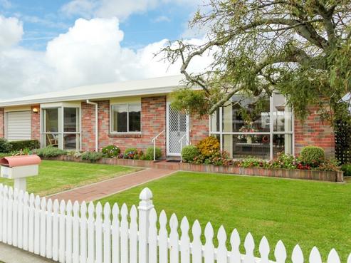 1 Warre Street, Waitara