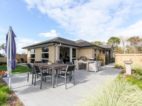 2 Cessna Lane, Glen Avon