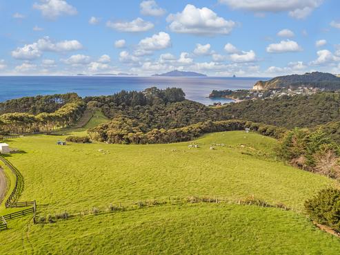 39 The Crescent, Langs Beach