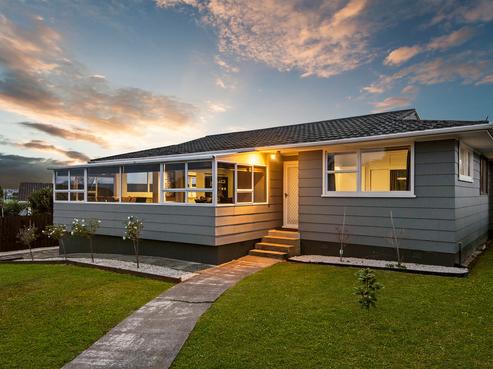 11 Harmel Road, Glendene