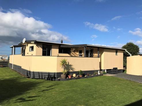 223 Jacks Bay Road, Owaka