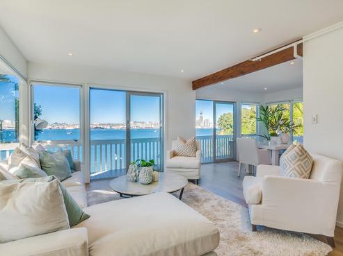 3/15A Stanley Point Road, Stanley Point