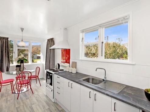 3 Colson Street, Avalon