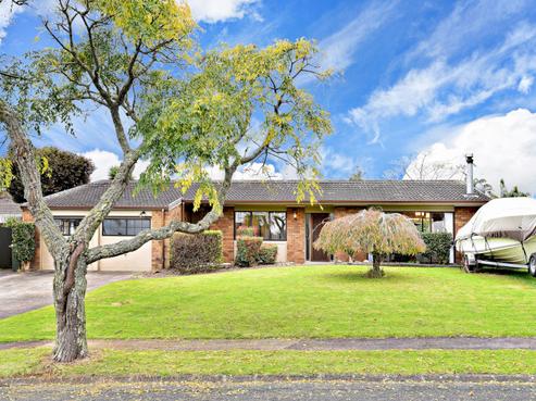 4 Jessika Place, Conifer Grove