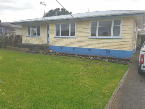 230 Egmont Street, Patea