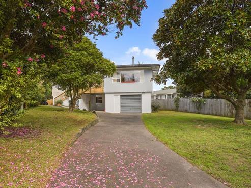 38 County Road, Torbay