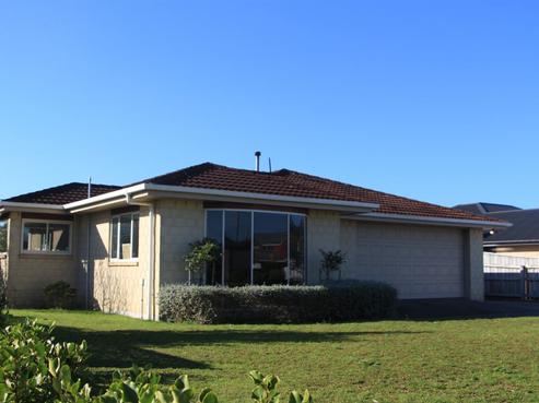 3 Dowling Road, Paroa