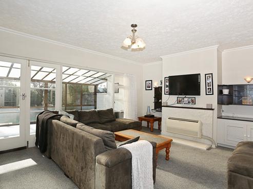 300 Rockdale Road, Rockdale