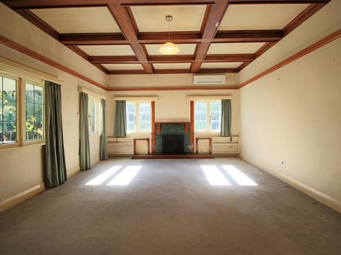 15 Akatarawa Road, Brown Owl