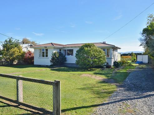 61 Princess Street, Martinborough