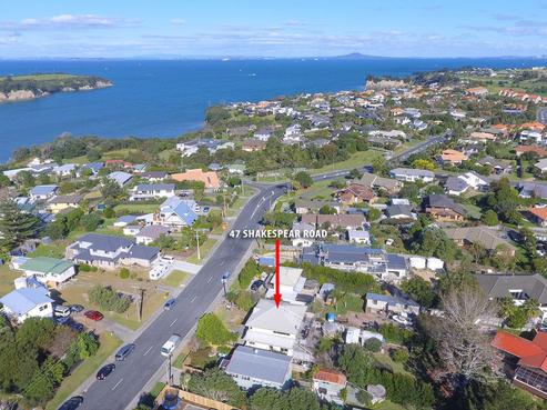 47 Shakespear Road, Army Bay