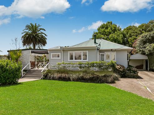11 Edward Street, Riverhead