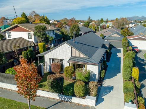 35 Sayers Crescent, Ilam