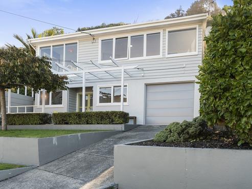 15 Barton Terrace, Thorndon