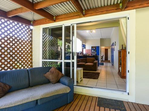 506 Burnett Street, Mahora