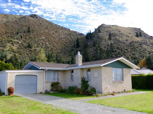 93 Bledisloe Street, Kurow
