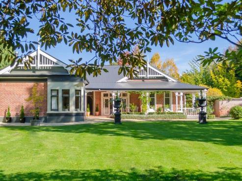 40 Kuratawhiti Street, Greytown
