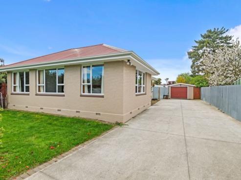 258 Waterloo Road, Hornby