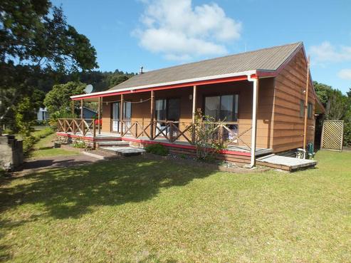 104 Marram Place, Matarangi
