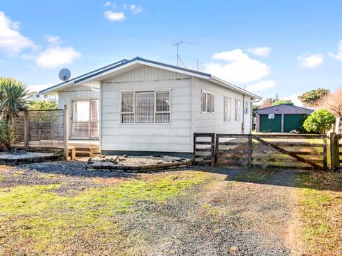 18 Mission Road, Port Waikato