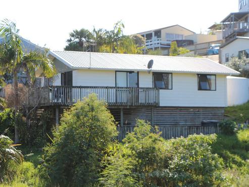 16 Paradise Road, Coopers Beach