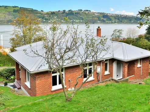 27 Totara Street, Ravensbourne