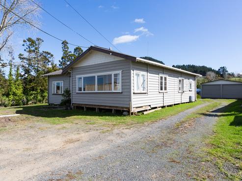 21C View Road, Hikurangi