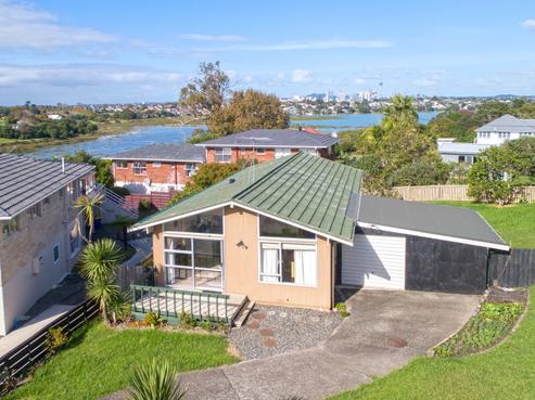 21 Waitemata Road, Hauraki