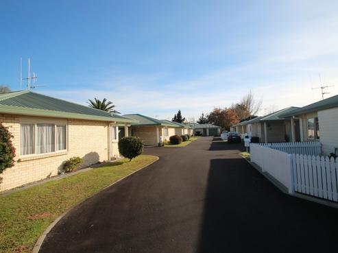 9/113 Cobham Drive, Hamilton East
