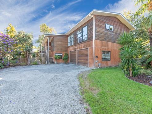 16 Kauri Road, Waikanae