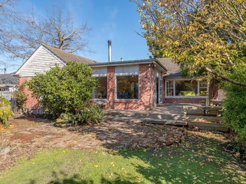 5 Woodford Terrace, Ilam