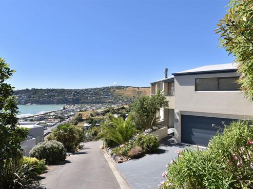 5 Spinnaker Lane, Clifton