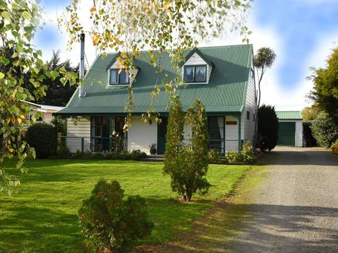 23 Malcolm Street, Martinborough