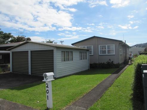 201 Banks Street, Thames