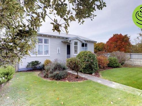 53 Beach Road, Hampstead